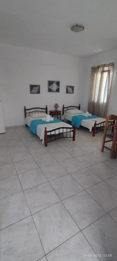 אגיוס יואניס Tinos Apartments Zalonis חדר תמונה