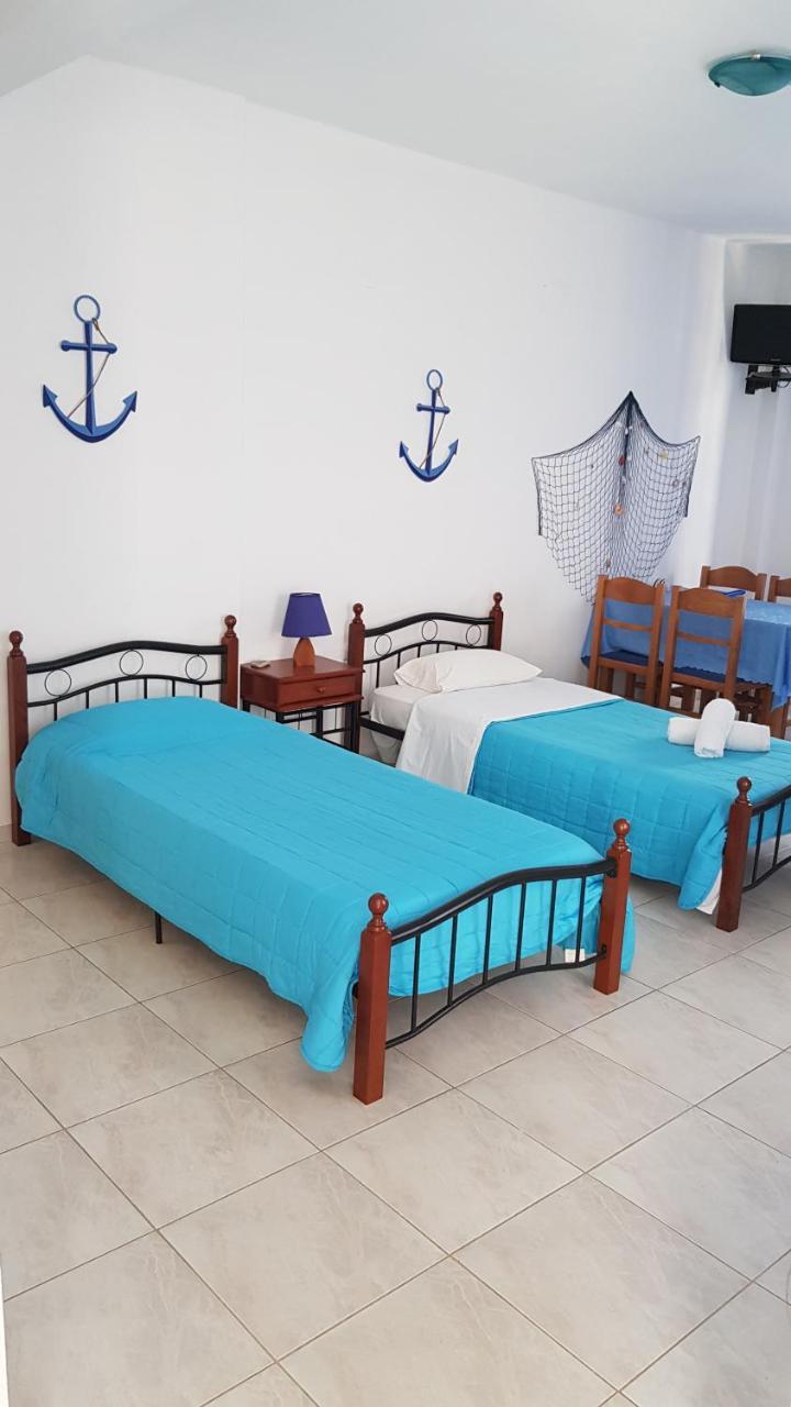 אגיוס יואניס Tinos Apartments Zalonis מראה חיצוני תמונה